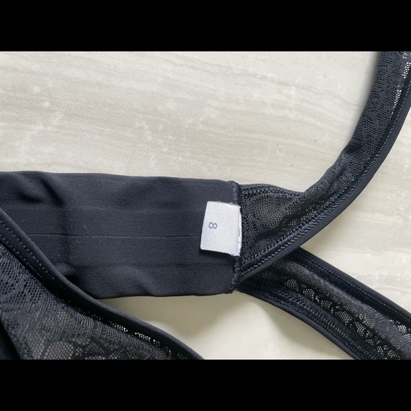 ❤️Sold❤️Lululemon mesh bra 8 - Picture 4 of 4